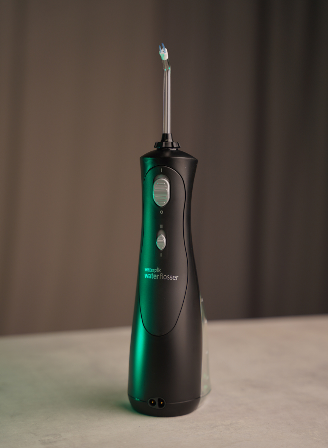 Black Cordless Plus Water Flosser